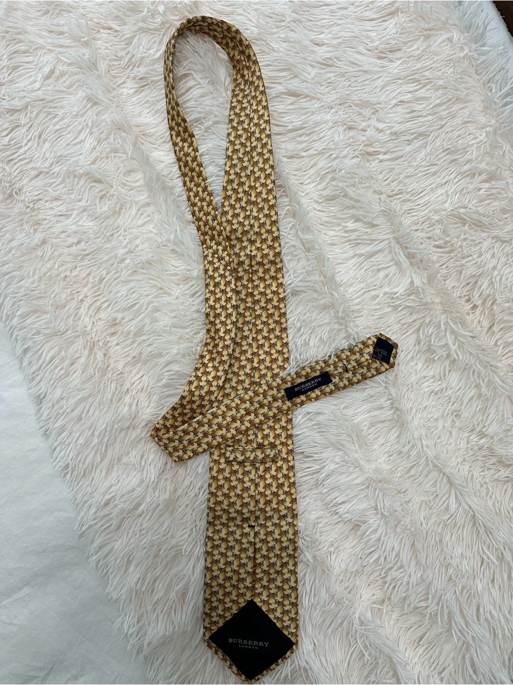 Burberry London Silk Tie Beige Gold Geometric Pattern Classic Luxury